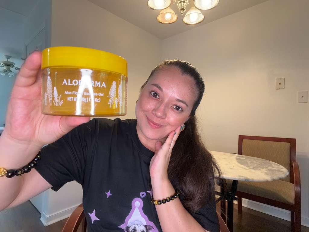 Aloderma Gel de Esencia de Flor de Aloe con Oro de 24 Quilates (7 oz)